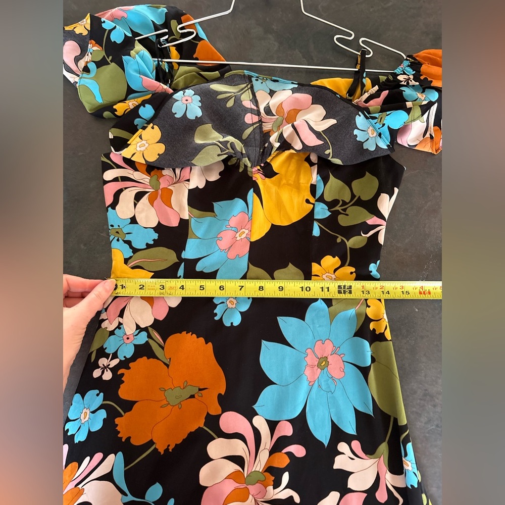 Lulu's Multicolor‎ Floral Maxi Dress Size Small - Picture 4 of 8
